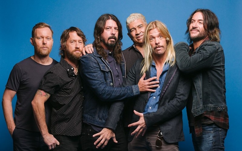 Foo-Fighters-Vans-Sk8-Hi